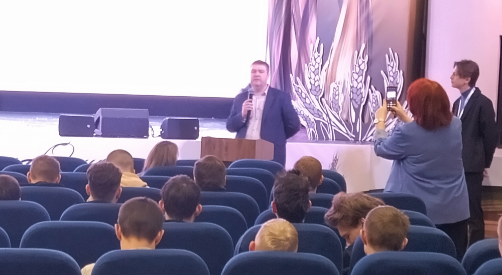 В Институте агроинженерии прошло профориентационное мероприятие «Кадры для муниципалитета. Диалог со студентами ЮУрГАУ»