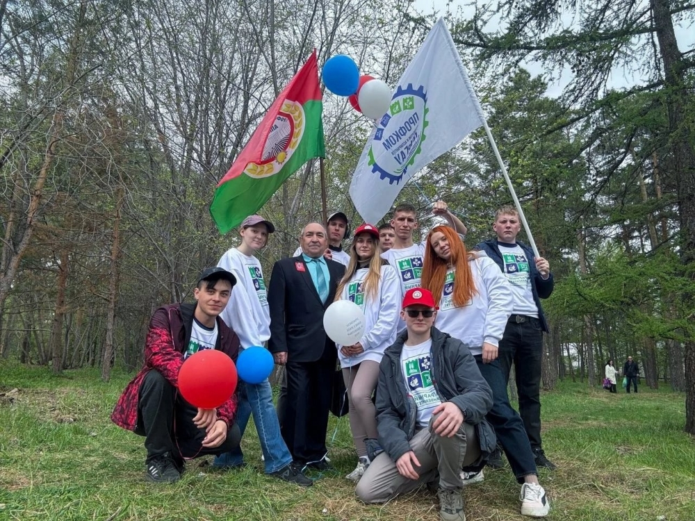 Активисты  Профкома студентов и аспирантов ЮУрГА  приняли участие в митинге-концерте, посвященном  Дню международной солидарности трудящихся 