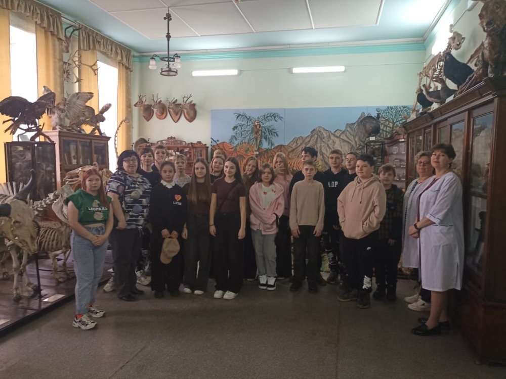 Кафедра инфекционных болезней и ветеринарно-санитарной экспертизы ЮУрГАУ провела профориентационную экскурсию для школьников Троицка