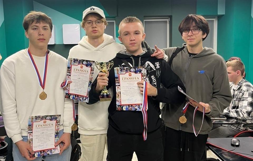 Сборная команда ЮУрГАУ  —  бронзовый призёр турнира по киберспорту среди вузов Челябинской области