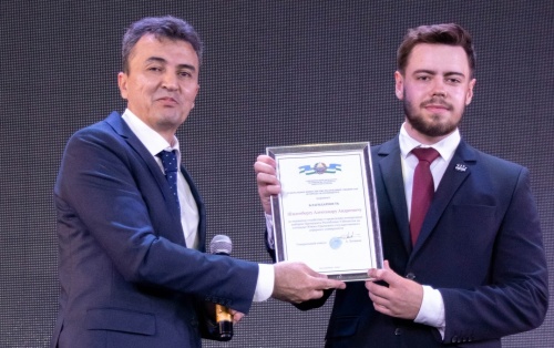  Генеральный консул Узбекистана вручил благодарность студенту ЮУрГАУ