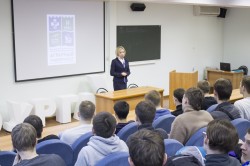 Сенатор Ирина Альфредовна Гехт провела диалог на равных со студентами ЮУрГАУ