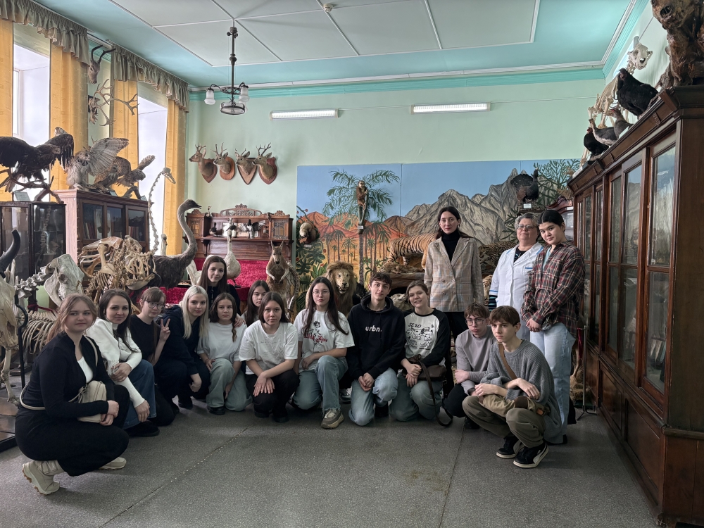 День кафедры Незаразных болезней имени профессора А.А. Кабыша: школьники из Варны погрузились в мир ветеринарии и биотехнологий