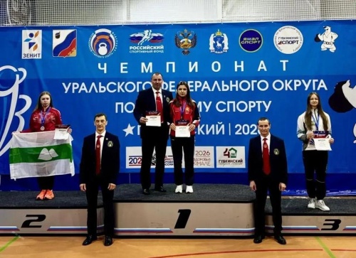 Студентка ИАИ ЮУрГАУ чемпион УрФО по гиревому спорту